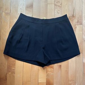 Aritiza black shorts